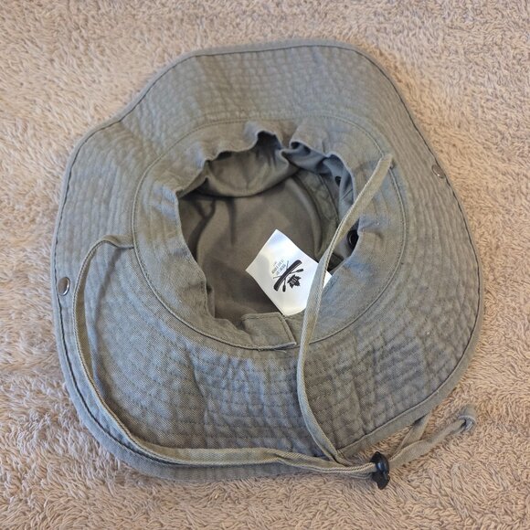 Hudson’s Bay Canada 150 Bucket Hat – Grand Portage - Picture 2 of 6